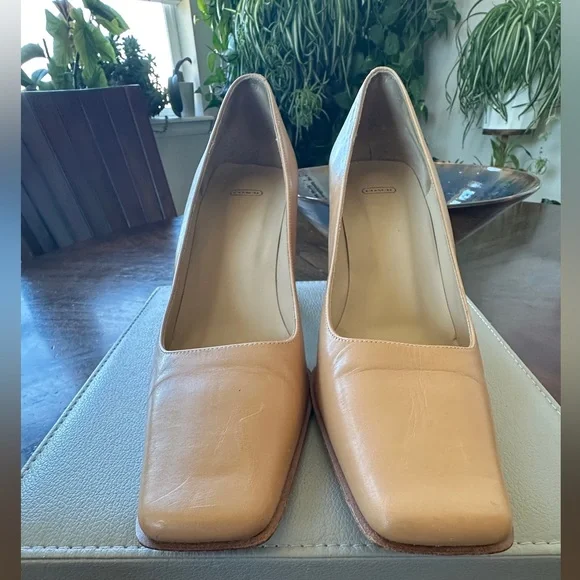 Coach Leather Tan Square Toe Malorie B1 Pumps Wooden Heel Size 9 - Picture 14 of 15